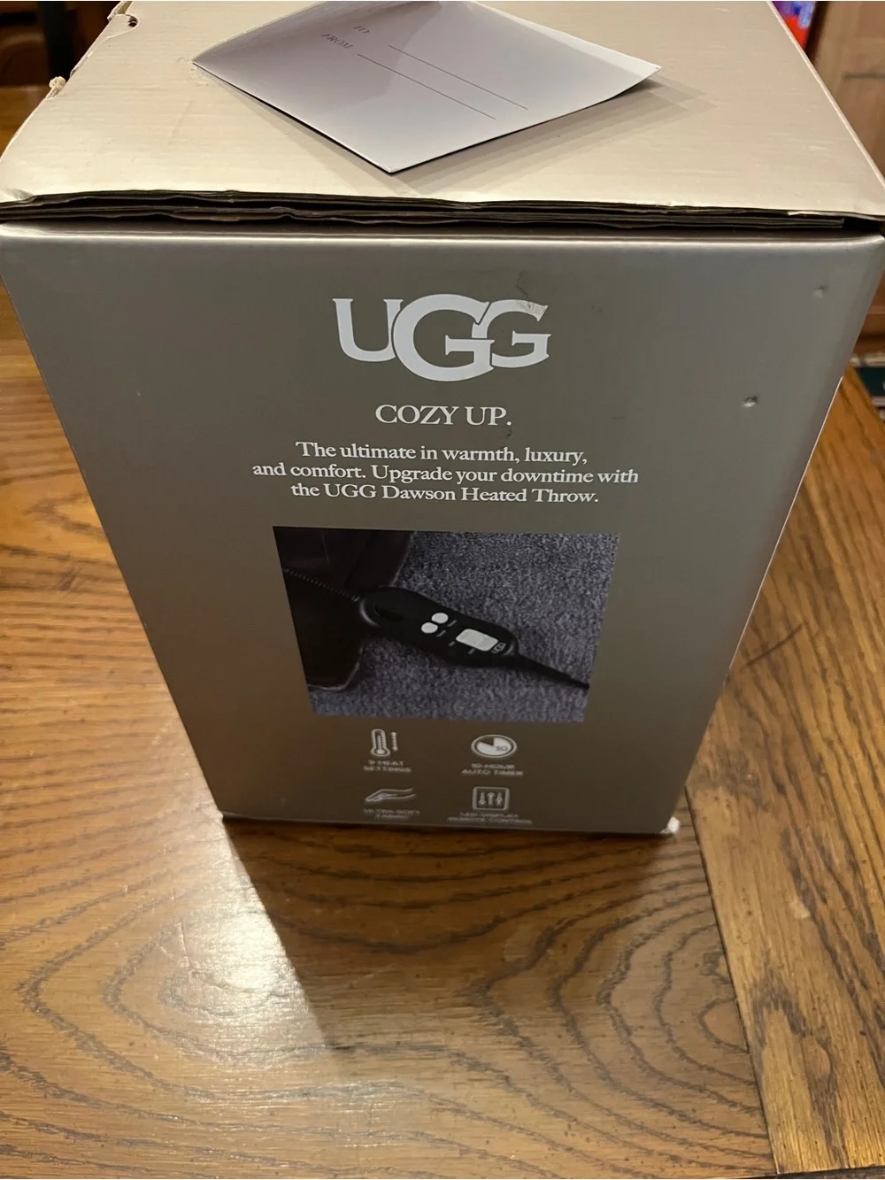 UGG Dawson Oversized Electric Heated Throw in Chocolate, new with tags